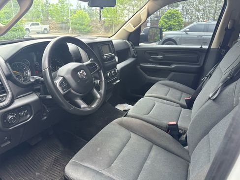 Used 2019 RAM 1500 Tradesman RWD image 4