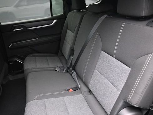 Used 2025 GMC Acadia Elevation FWD image 11