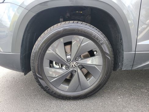 Certified 2025 Volkswagen Taos S image 10