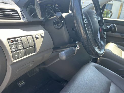 Used 2015 Honda Odyssey Touring Elite image 19
