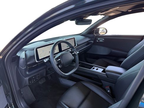 Used 2023 Hyundai Ioniq 6 SEL RWD image 9