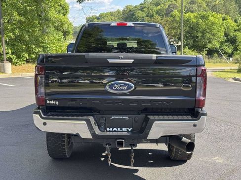 Used 2019 Ford F250 XLT w/ XLT Premium Package AWD/4WD image 22