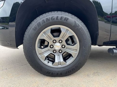 Used 2018 Chevrolet Tahoe LT AWD/4WD image 10