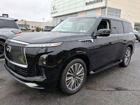 New 2026 INFINITI QX80 Luxe w/ Cargo Package image 2