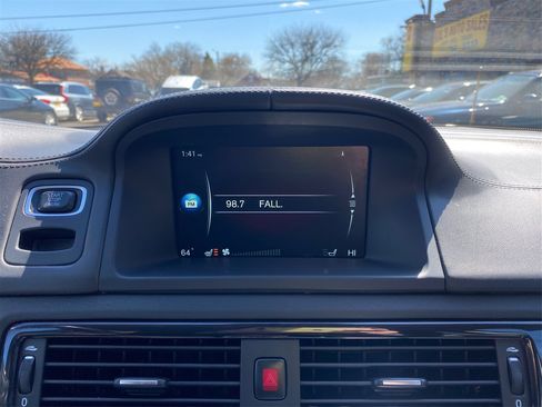 Used 2016 Volvo XC70 T5 Premier w/ Proximity Package image 25