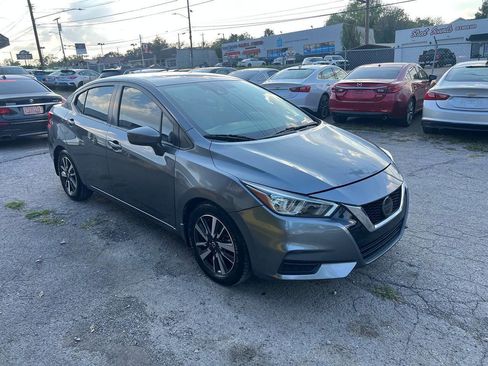 Used 2021 Nissan Versa SV image 7