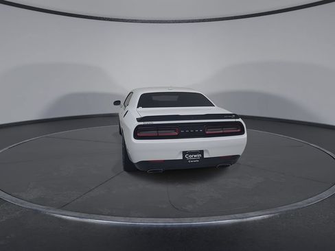 Used 2022 Dodge Challenger R/T Scat Pack w/ Plus Package RWD image 14