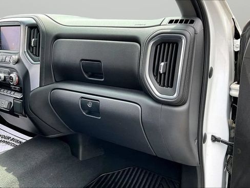Certified 2019 GMC Sierra 1500 SLE w/ SLE Value Package AWD/4WD image 16