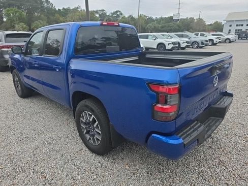 Used 2024 Nissan Frontier SL w/ Technology Package image 7