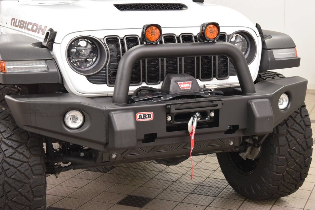 Used 2026 Jeep Wrangler Unlimited Rubicon AWD/4WD image 13
