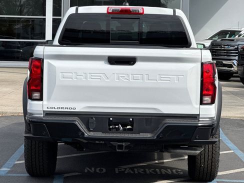 New 2026 Chevrolet Colorado Trail Boss AWD/4WD image 4