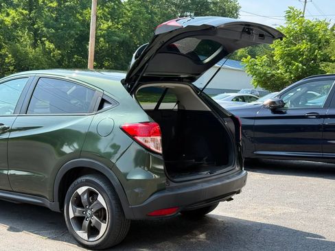 Used 2018 Honda HR-V EX image 37