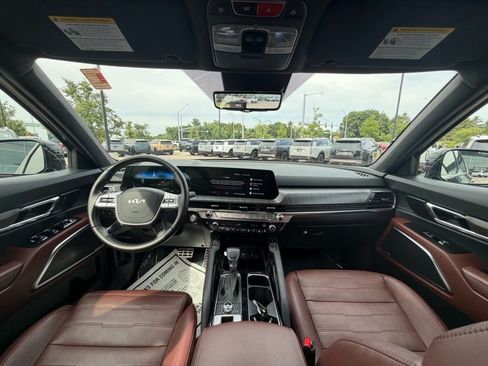 Used 2023 Kia Telluride SX Prestige AWD/4WD image 9