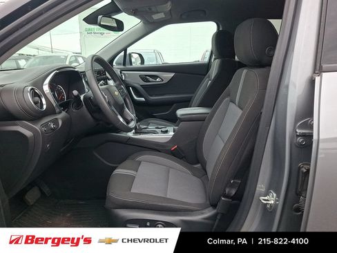 Used 2024 Chevrolet Blazer LT w/ Convenience Package FWD image 16