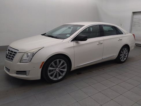 Used 2014 Cadillac XTS Luxury w/ Driver Awareness Package FWD image 2