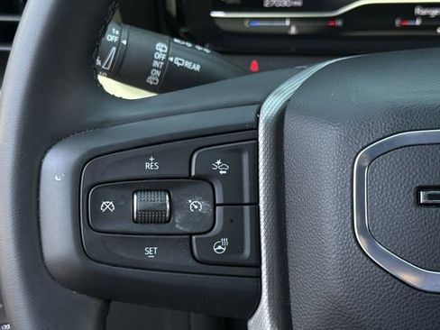 Used 2024 GMC Yukon XL Denali RWD image 15