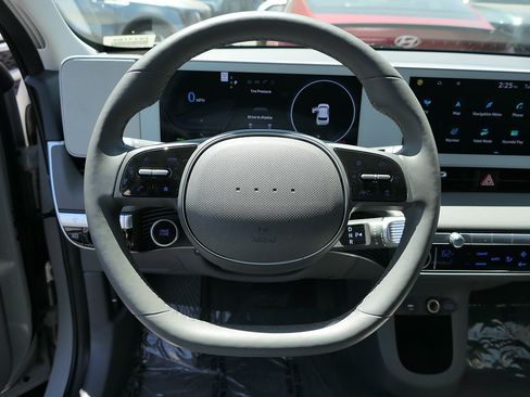 Used 2024 Hyundai Ioniq 5 SEL RWD image 17