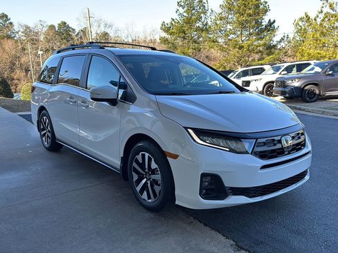 New 2026 Honda Odyssey EX-L image 6
