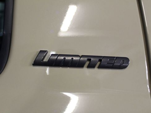Used 2019 Toyota Tundra Limited RWD image 32