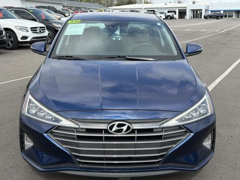 Used 2020 Hyundai Elantra Limited w/ Cargo Package (C1) FWD image 14