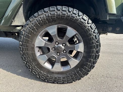 Used 2008 Jeep Wrangler Unlimited Sahara w/ Trailer Tow Group AWD/4WD image 25