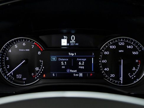 Used 2023 Cadillac XT5 Sportv image 17