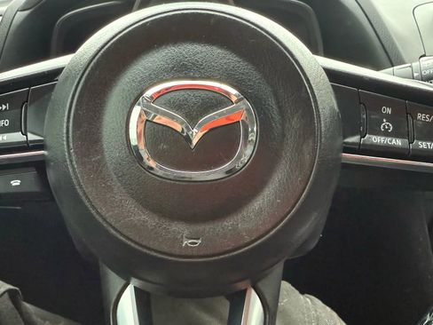 Used 2017 MAZDA MAZDA3 Touring image 20