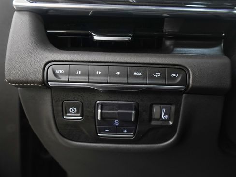 Used 2022 Cadillac Escalade Sport w/ LPO, ONYX Package image 26