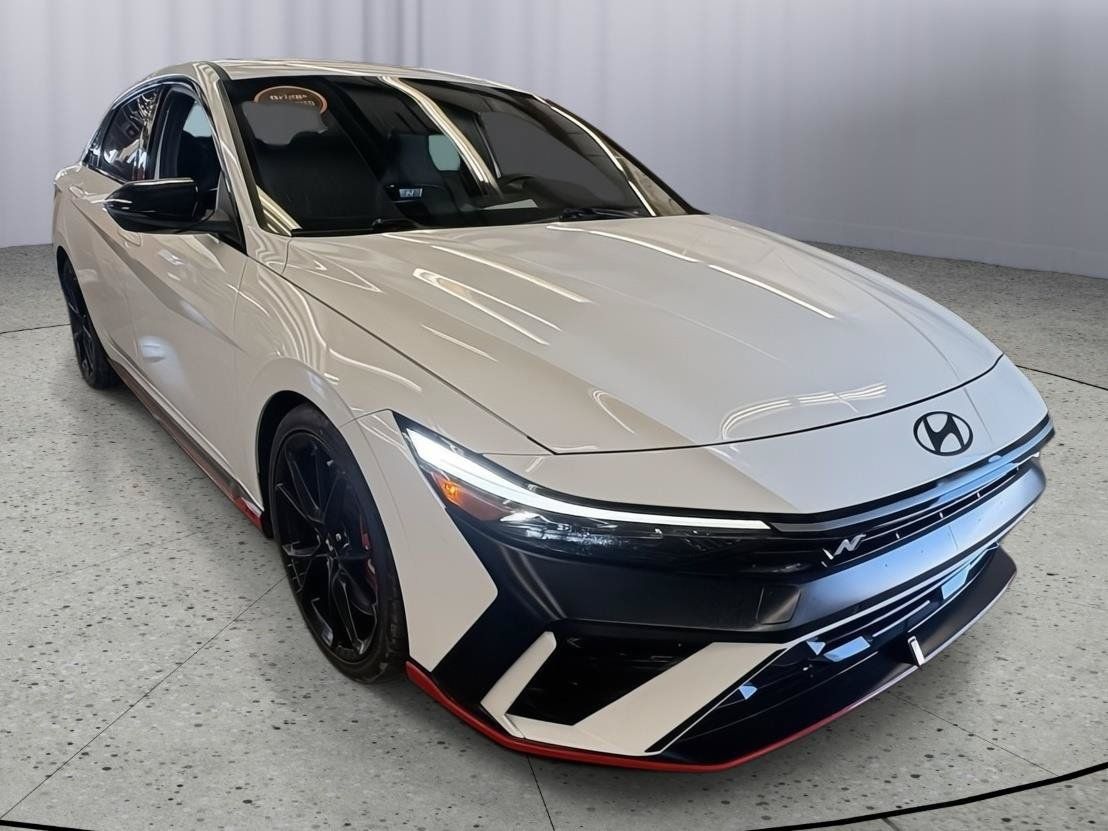 Used 2025 Hyundai Elantra N FWD image 8