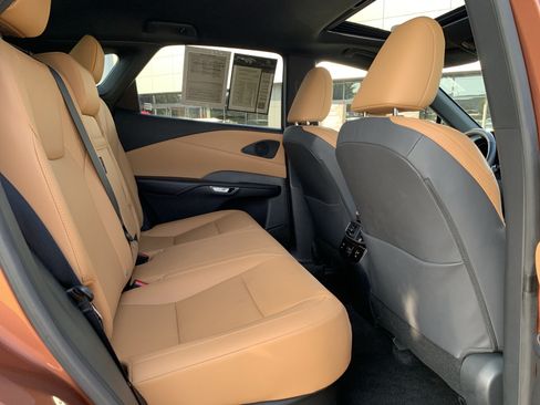 Used 2026 Lexus RX 350 Premium Plus w/ Accessory Package (Z1) FWD image 33