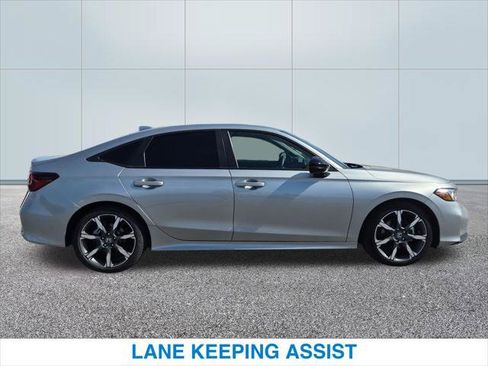 Certified 2025 Honda Civic Sport Touring image 6