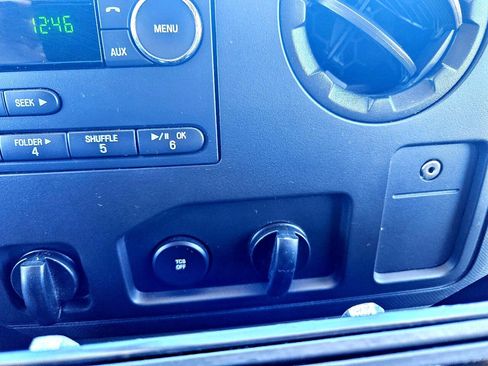 Used 2014 Ford E-350 and Econoline 350 Extended Super Duty w/ Power Group image 43