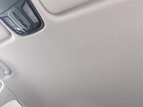 Used 2019 Kia Sorento L image 13