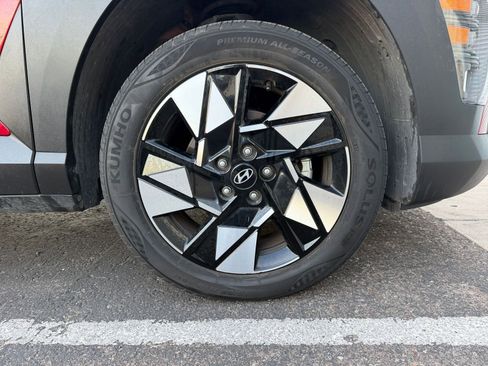 Used 2025 Hyundai Kona SEL image 30