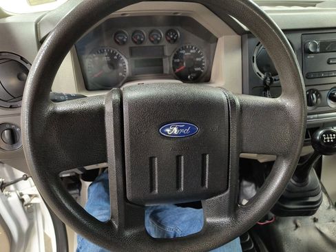 Used 2008 Ford F350 XL AWD/4WD image 13