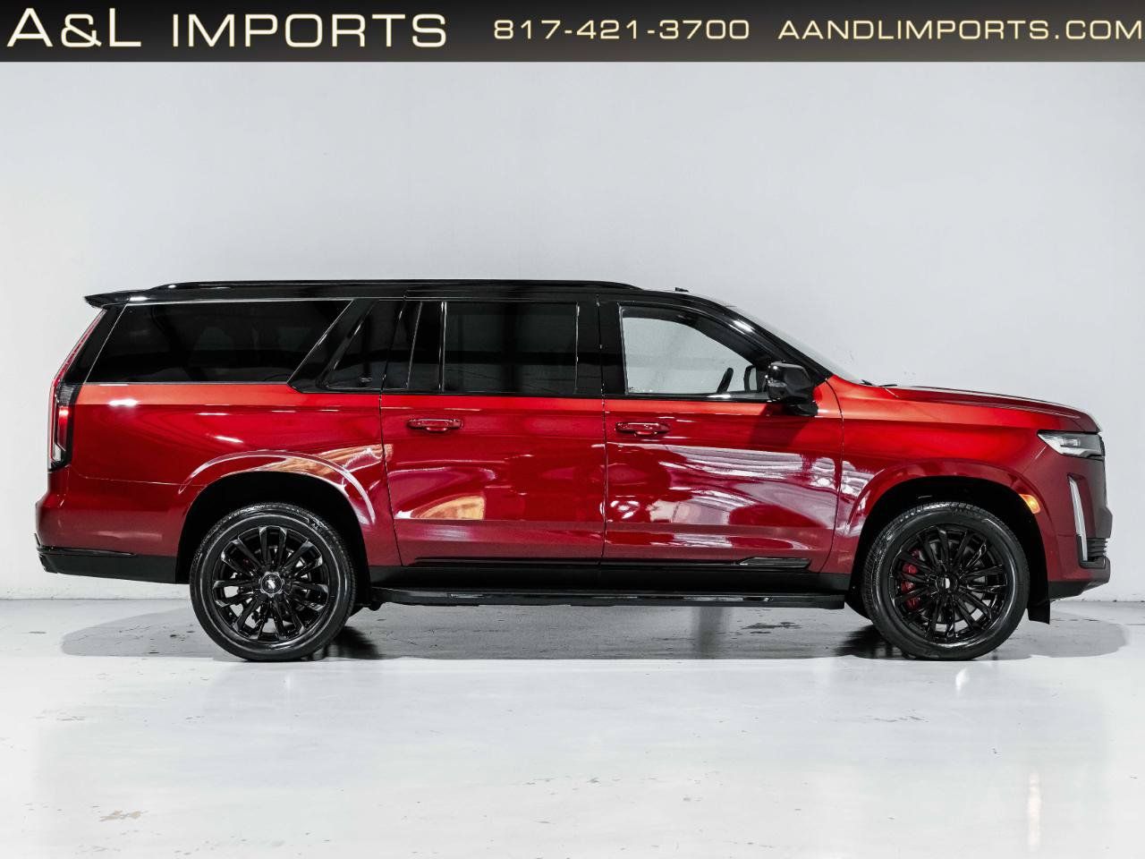 Used 2024 Cadillac Escalade ESV Premium Luxury AWD/4WD image 9