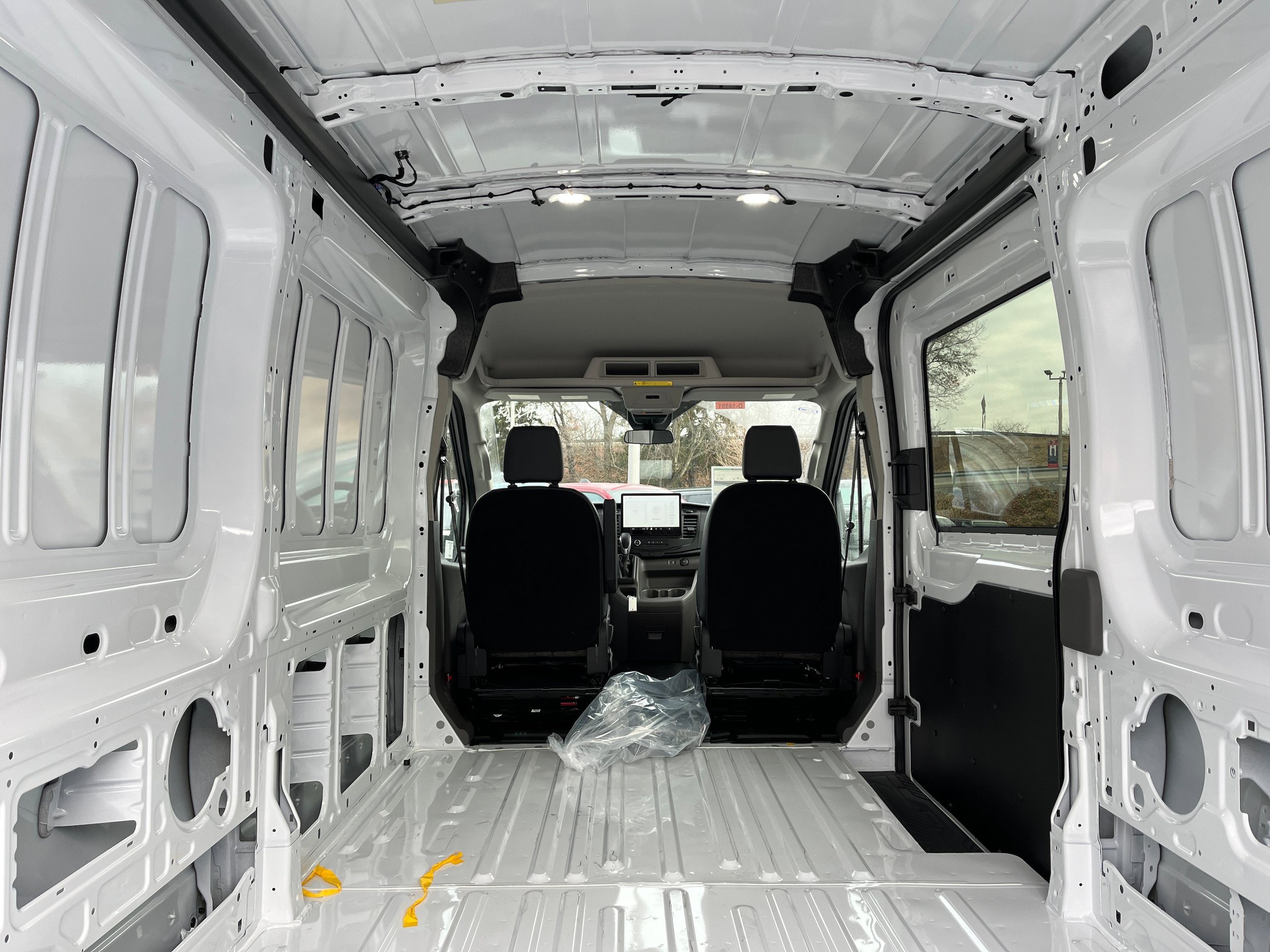 New 2026 Ford Transit 250 148 Medium Roof RWD image 10