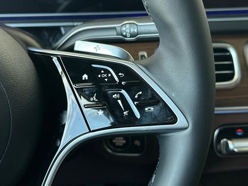 New 2026 Mercedes-Benz GLS 450 4MATIC image 27