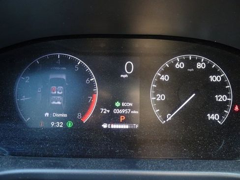 Used 2024 Honda HR-V Sport image 12