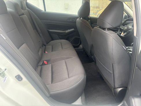 Used 2025 Nissan Altima 2.5 SV image 40