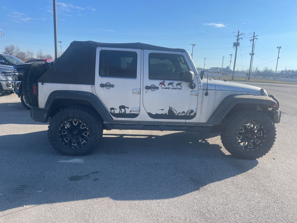 Used 2009 Jeep Wrangler Unlimited X AWD/4WD image 2