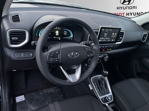 New 2026 Hyundai Venue SEL image 10