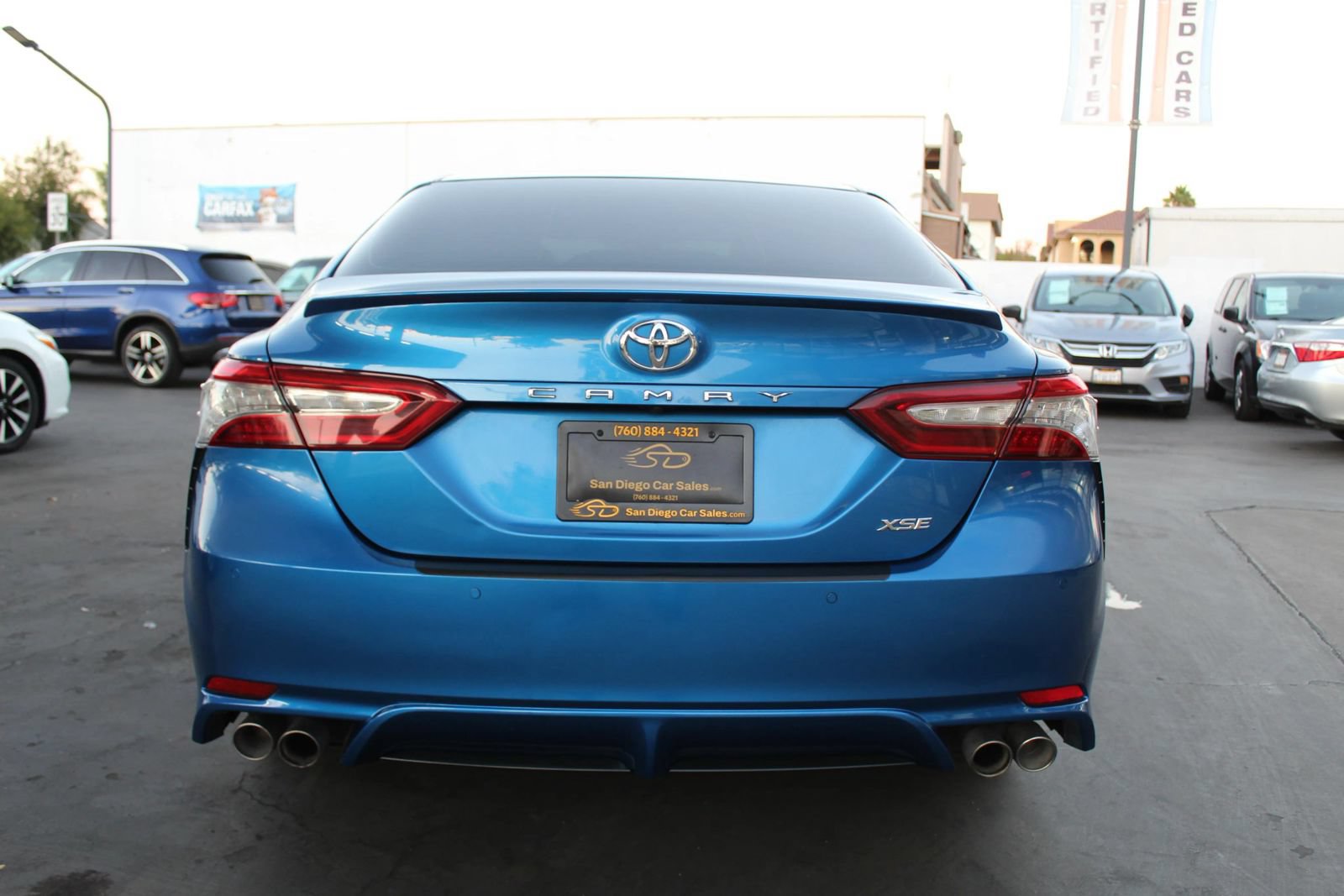 Used 2018 Toyota Camry XSE w/ Accessory Appearance Package FWD image 4
