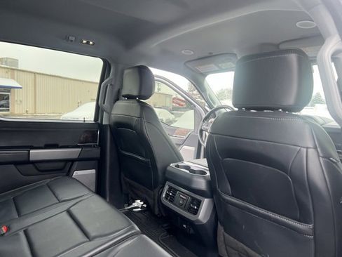 Used 2023 Ford F350 Lariat w/ Lariat Ultimate Package image 40