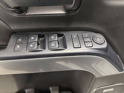 Used 2018 Chevrolet Silverado 1500 LTZ Z71 w/ Redline Edition image 22