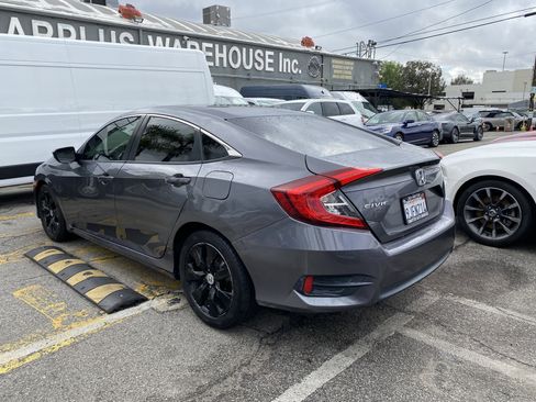 Used 2018 Honda Civic LX image 7