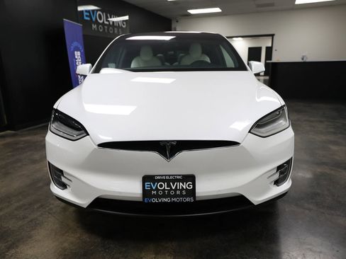 Used 2020 Tesla Model X Long Range image 5