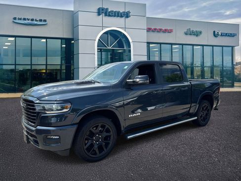 Used 2026 RAM 1500 Laramie AWD/4WD image 4