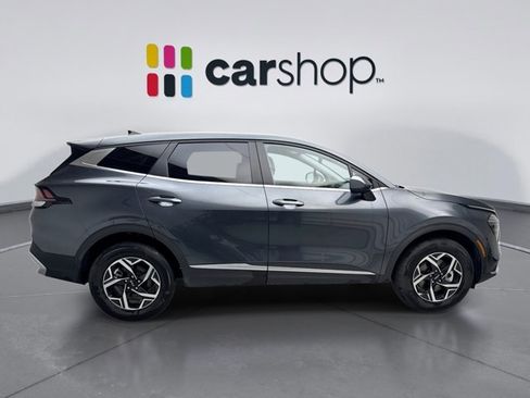 Used 2025 Kia Sportage LX image 6