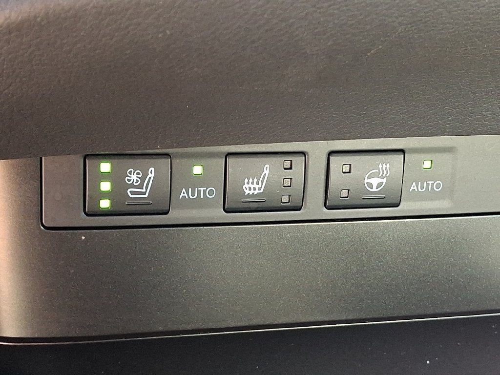 Certified 2025 Lexus ES 300h w/ Premium Package FWD image 26